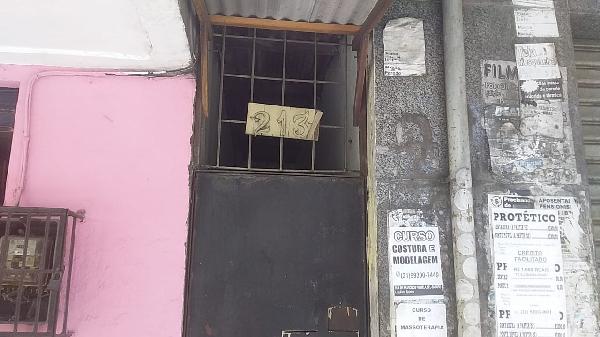 RUA DOUTOR FRANCISCO PORTELA, N. 213, CS 01 FDS