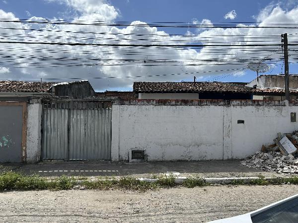 RUA ALCIDES GOMES DE MOURA, N. 120, LT 492 QD 21