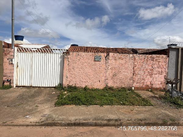 RUA 10, N. SN, LOTE 24, QUADRA 18 - CONJUNTO B