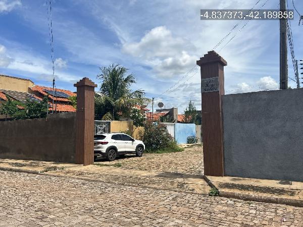 RUA DOS COMERCIARIOS, N. 482, QD 04 CS 09