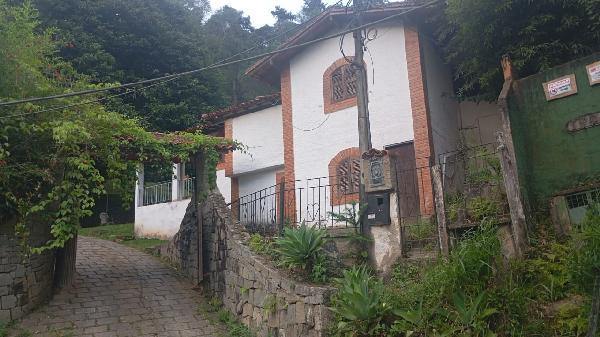 ESTRADA MANOEL FERREIRA DE MELLO, N. 901,