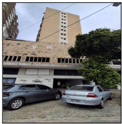 AVENIDA BRAZ DE PINA, N. 5, LJ 101