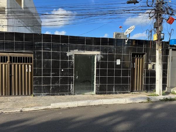 RUA DA AMORA, N. 125, LT 13 QD 20