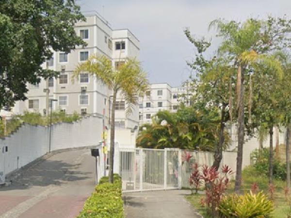 RUA MOACIR DE ALMEIDA, N. 611, Apto 302, BL 06 LT 01 PAL 48050