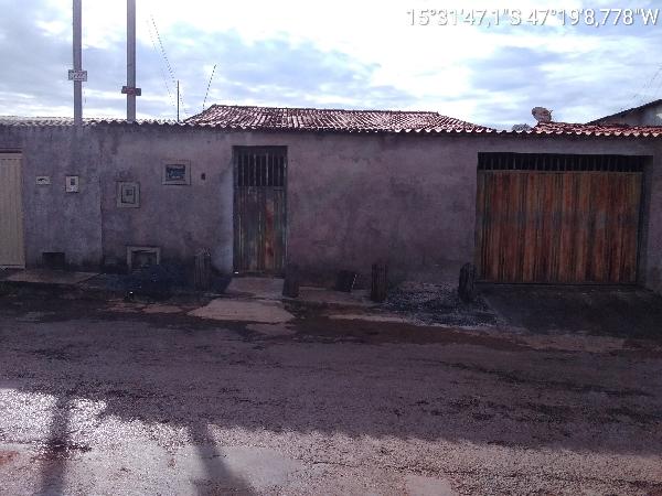 RUA 33, N. 200, LT 01 e 05, QD 123