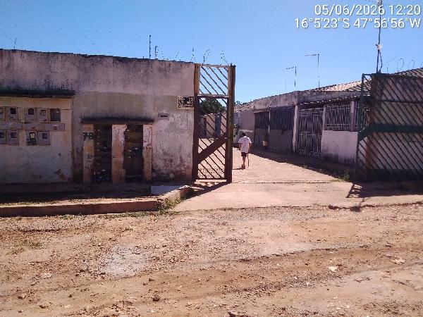 QUADRA 33, N. SN, CASA 01, LT 04, RUA 17