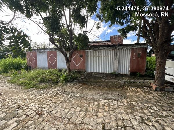 RUA CRUZETA, N. 156, QUADRA 37, LOTE 468