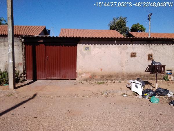 RUA 14, N. SN, QD 14, LT 04