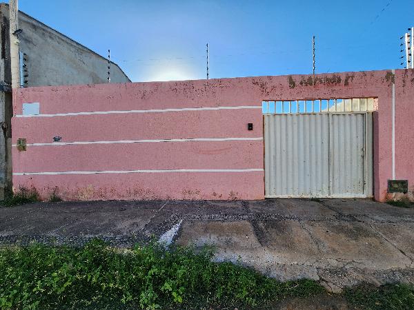 RUA ALTO DO RODRIGUES FUTEBOL CLUBE, N. 21, LT 02 QD 12