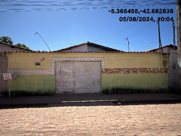 RUA D, N. 303, CS 303