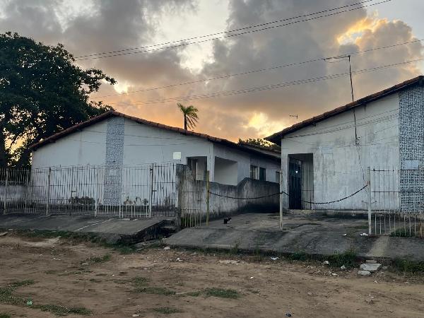 RUA CAMAÇARI, N. 20, QD O CS 03 LT 20