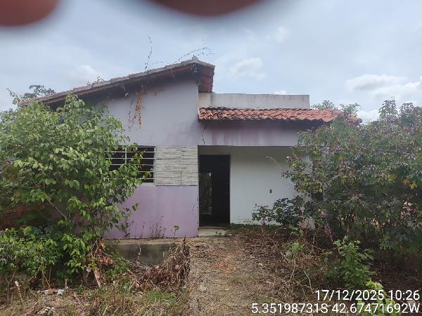 RUA FRANCISCO DE CARVALHO MELO, N. S/N, ESQUINA COM RUA EMILIA LEITE DE ARAUJO