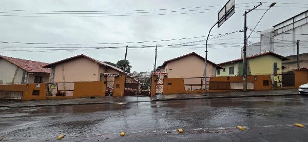 RUA FARMACEUTICO RAUL MACHADO, N. 133, CS 43 BL 07 LT 4/12 QD 01