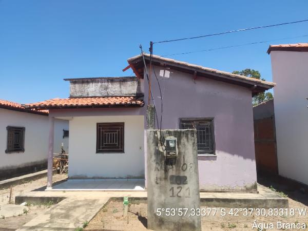 RUA OITO, N. S/N, LT 121