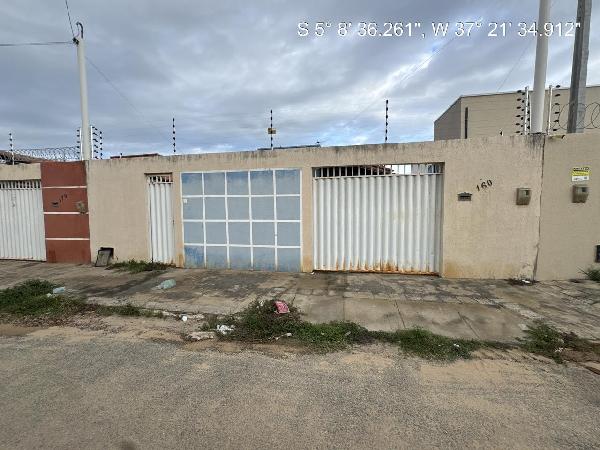 RUA MARIA DALVA DE PAIVA MADRUGA, N. 160, LT 38 QD B3