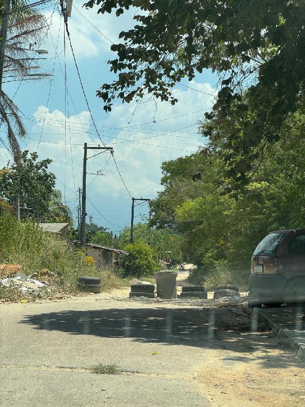 AVENIDA ALMIRANTE AMORIM DO VALE, N. 330, CS 03