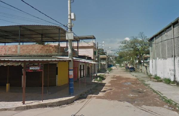 RUA REDENTOR, N. 301, CS 03, LT 05, QD 13