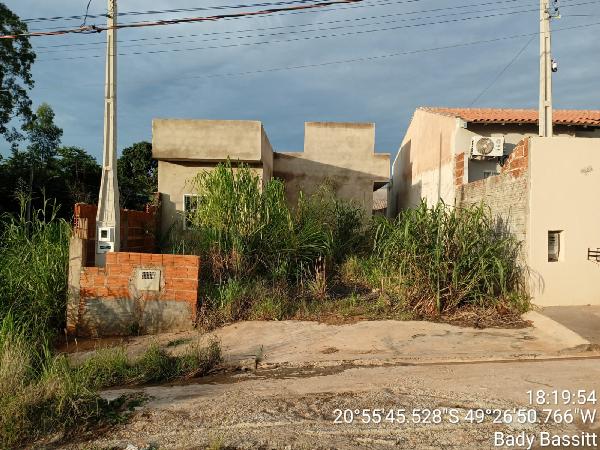 RUA ORLANDO ROSSI, N. 205, LT 28 QD G, ANTIGA RUA PROJETADA 04