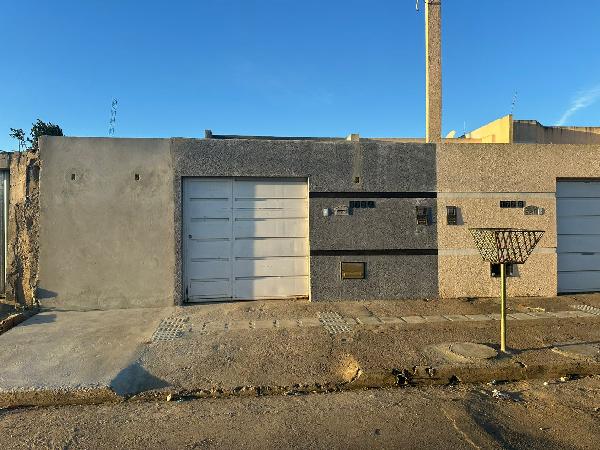 RUA NELSON RODRIGUES, N. 172-A, LT 35, QD C, ST 01