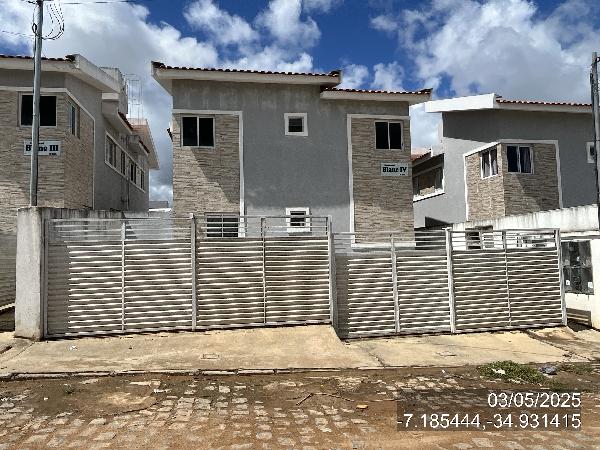 RUA APOSENTADA JOSEFA CAVALCANTE ARAUJO, N. 213, Apto 202, 1º ANDAR