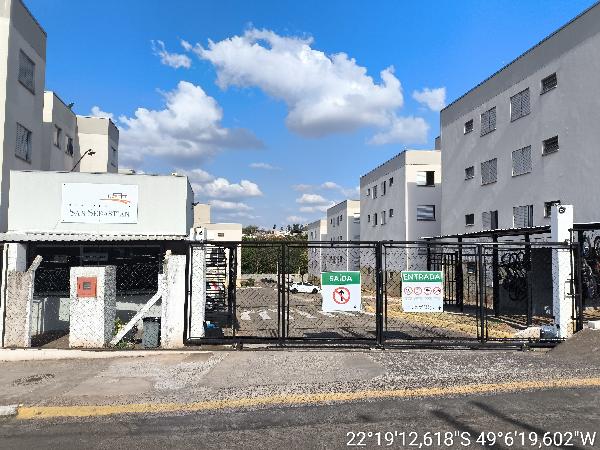 RUA BENEDITO CAMPOS PACHECO, N. 103, Apto 32, 3º A, BL C