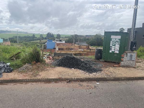 RUA ADEMAR VAZ DE OLIVEIRA, N. SN, LT 26B QD 29