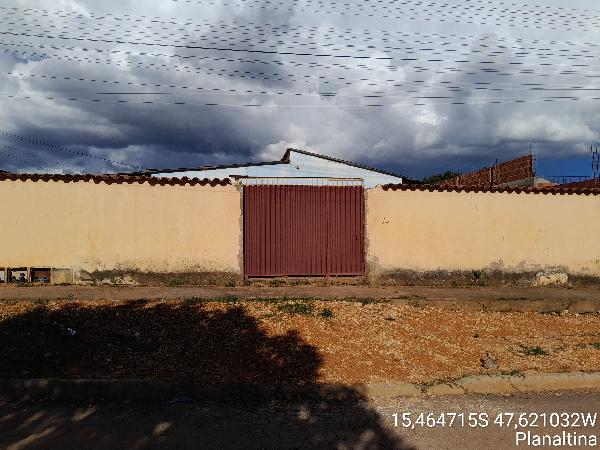 QUADRA 2, N. SN, LT 24 CS A TIPO 1 RUA 08