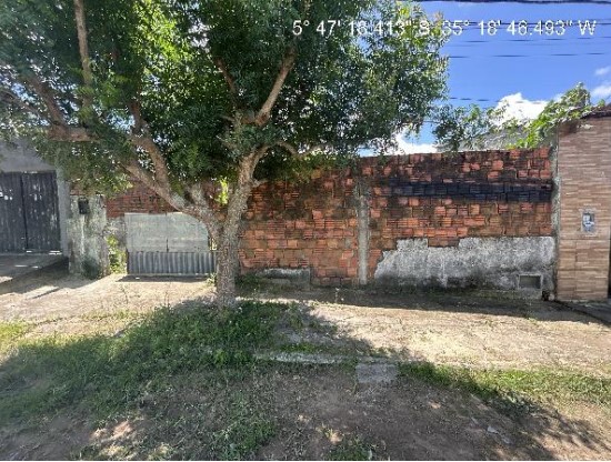 RUA DIRIGIVEL HINDENBURGO, N. 36, LT 35, QD 04