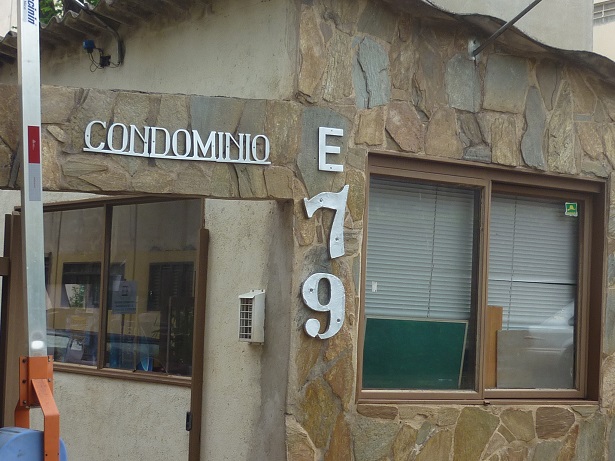 RUA DESEMBARGADOR EDGARD DE MOURA BITTENCOURT, N. 79, Apto 01, BLOCO 22-E