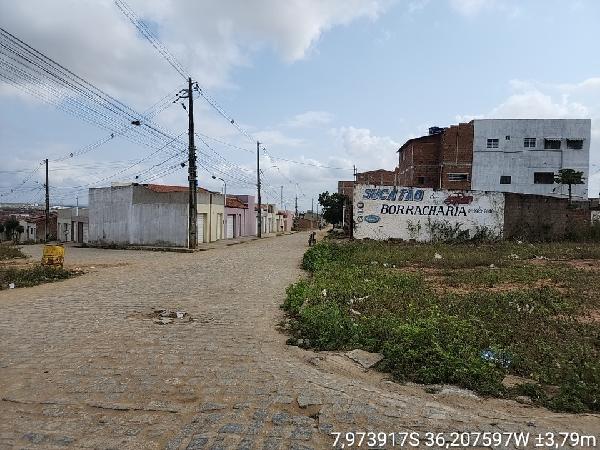 RUA PROJETADA, N. 114, LT10, QD F