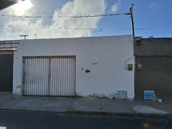 RUA R SDO 01, N. 136, CS B