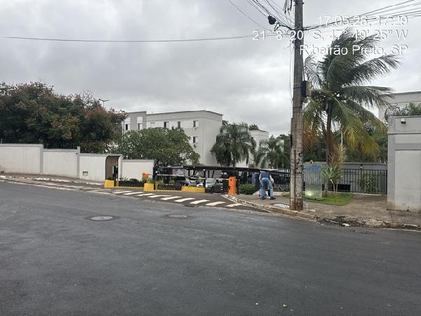 RUA ITAJUBA, N. 1161, Apto 11, T 2 BL C