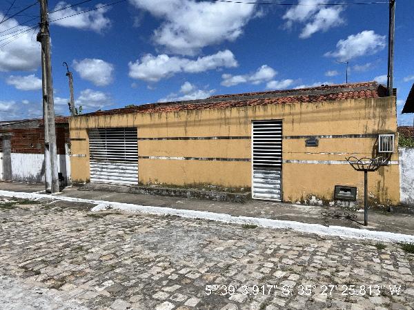 RUA NUBIA SANTIAGO, N. 552, LT 02 QD J