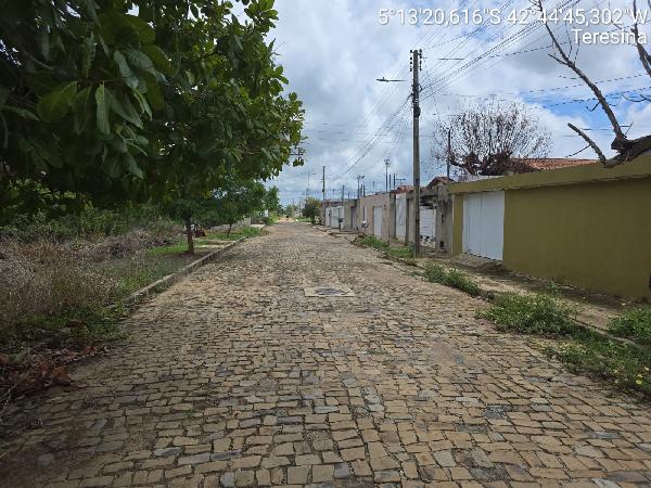 RUA BENEDITO DA ROCHA FREITAS, N. 15, LT 15 QD N