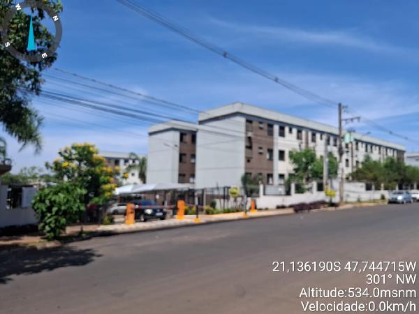 ESTRADA MUNICIAPL RPR 432, N. 100, Apto 24, TR 3 BL B