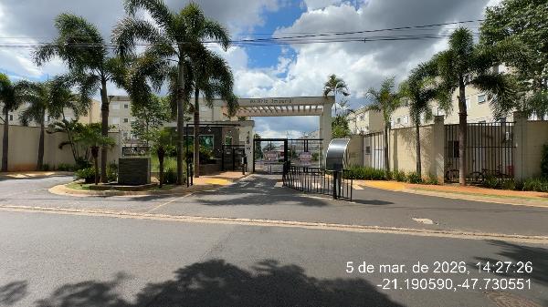 RUA JOAO E GUIOMAR SOEIRA, N. 155, Apto 204, BL 60 BOX 1001