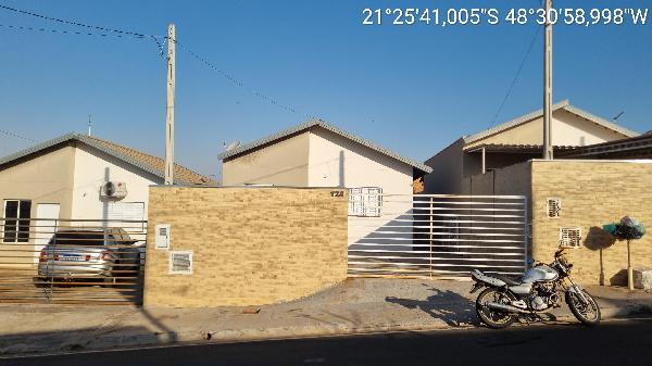 RUA APARECIDO DONIZETE RODRIGUES, N. 124, LT 13, QD F