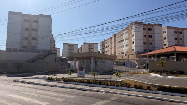 AVENIDA PREFEITO HUMBERTO DOS SANTOS, N. 1500, Apto 008, BL 06 VG 180