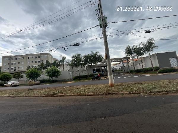 RUA PREFEITO ANGELO BERCHIERI, N. 501, Apto 32, TORRE 02 BL. A