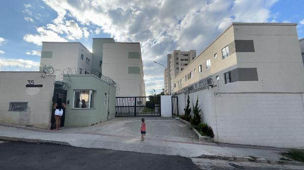 RUA JOAO ROSA, N. 35, Apto 204, BL 09 BOX 138 SUBCOND ARVOREDO