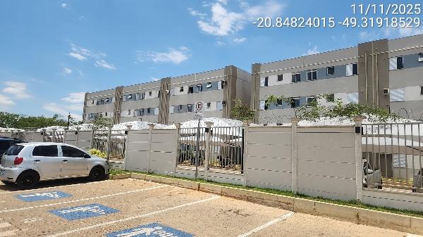 RUA SANTINA FERREIRA CRUZ, N. 302, Apto 11, BL D TORRE 07
