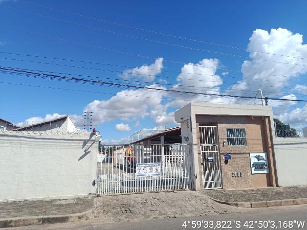 RUA MARIA MIRTO DE SA, N. 2095, CS 90
