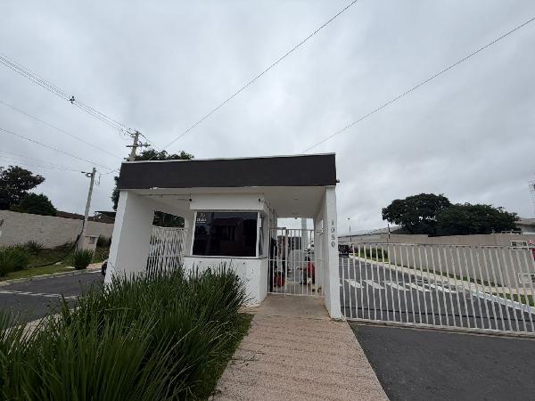RUA CAETANO MUNHOZ DA ROCHA, N. 1080, Apto 304, TIPO 15 PV 03 BL 15 VG 412